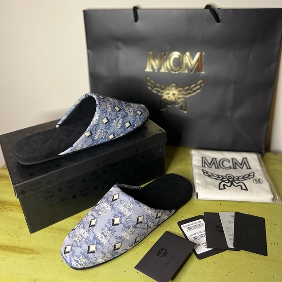 MCM
Vintage Monogram Slippers NWT UNISEX - Picture 3 of 13